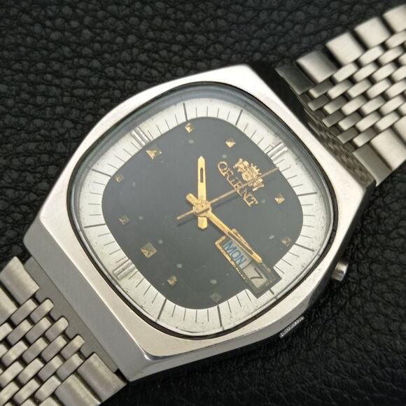 Vintage 1989 Square Orient Automatic Mens Silver Watch W/daydate - Picture 6 of 9